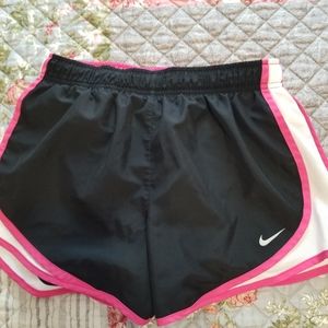 Women's Nike tempo running shorts